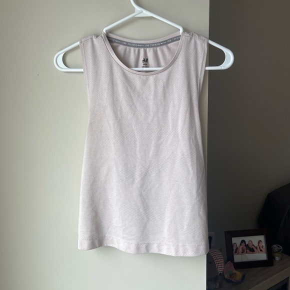 💙BOGO💙 H&M Womens Athletic Top Pink Size Small - Picture 3 of 4